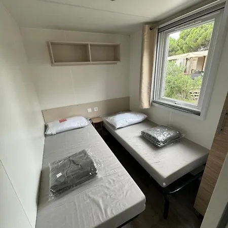 Camping Mobilhome Le Mar Estang *