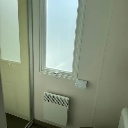 Mobilhome Le Mar Estang Кемпинг