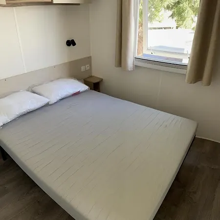 Camping Mobilhome Le Mar Estang *