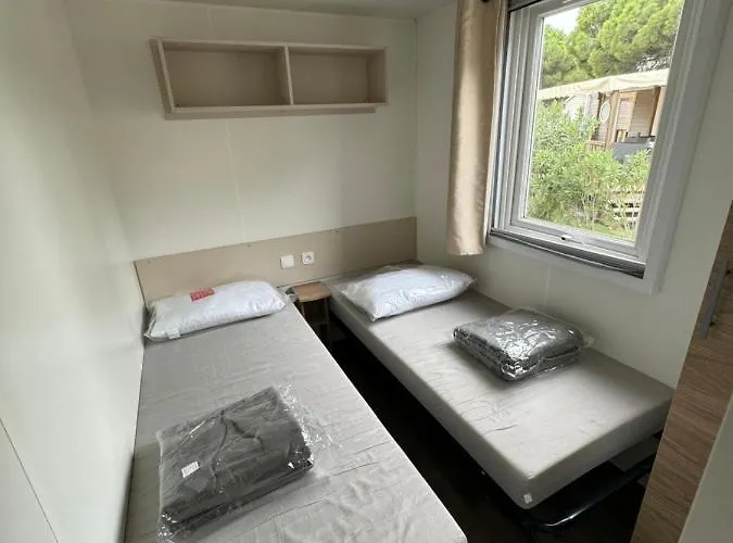Kemp Mobilhome Le Mar Estang *